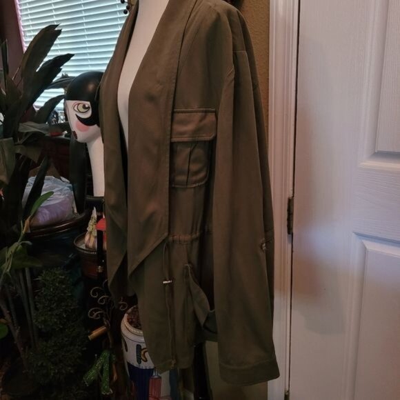 Green Torrid Top Lightweight Jacket Large Utility Boho Bohemian Size 0 Large - Picture 4 of 10